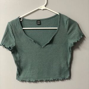 shein ez wear notch neck lettuce edge tee crop top green size m